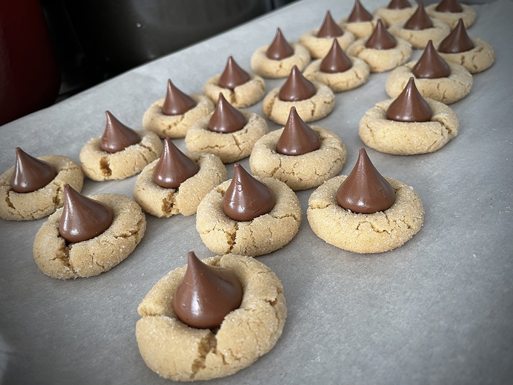 Peanut Butter Kisses